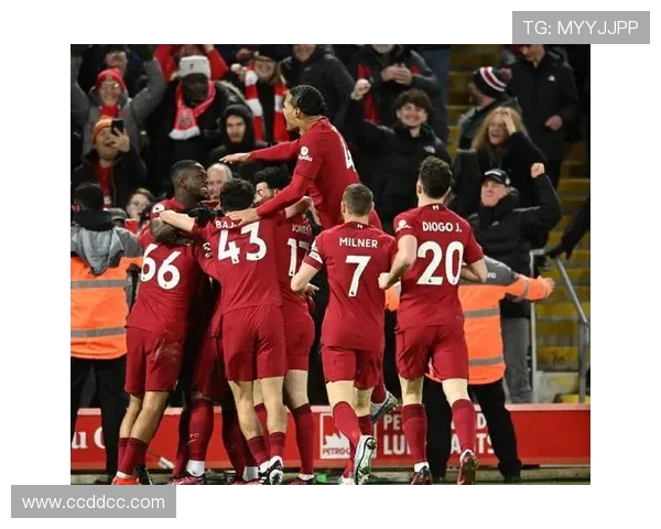 曼联更衣室集体支持马奎尔续约